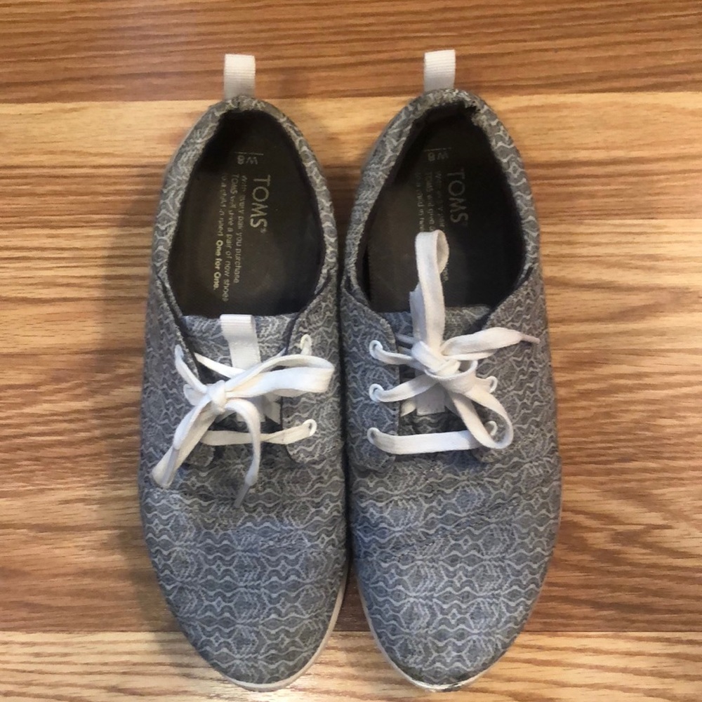 Toms gray sneakers!!!